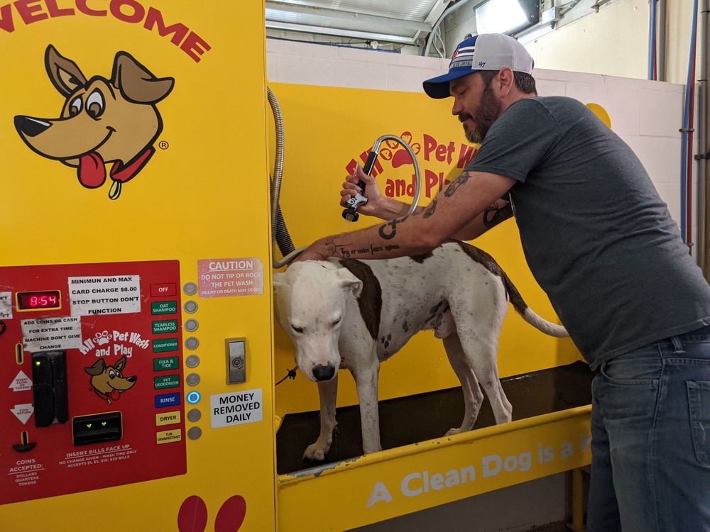 16TH AVE LAZER WASH Updated September 2024 1710 16th Ave SW, Cedar