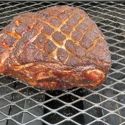 Main Course Food Truck - Smoked life...