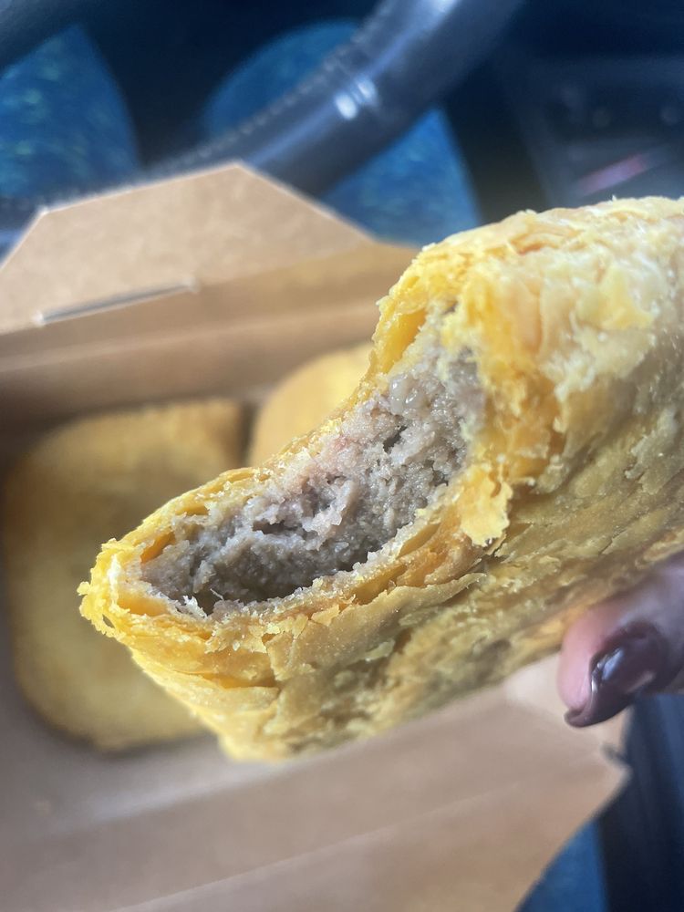 Cravin Jamaican Cuisine