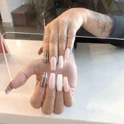 Wonderland Nails & Spa