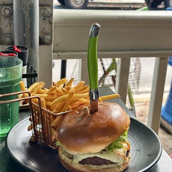 Moondog Cafe & Bakery - special burger - Cafes Near Me - Key West, Florida Moondog Cafe & Bakery - special burger - Cafes Near Me - Key West, Florida