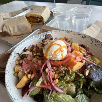 Mendocino Farms - Peach goat salad. Delicious - Salad Near Me - Dublin, California