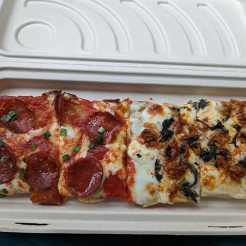 MOCHIKO MOCHI PIZZA - CLOSED - Updated November 2025 - 11 Photos