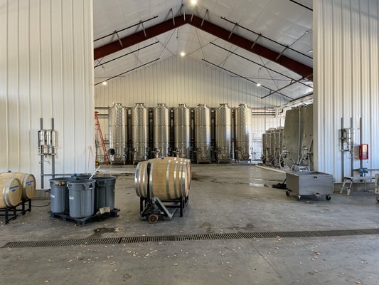 Willow Creek Wine Co. by null