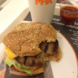 My burger, with half baked bread and this awful burnt taste on it