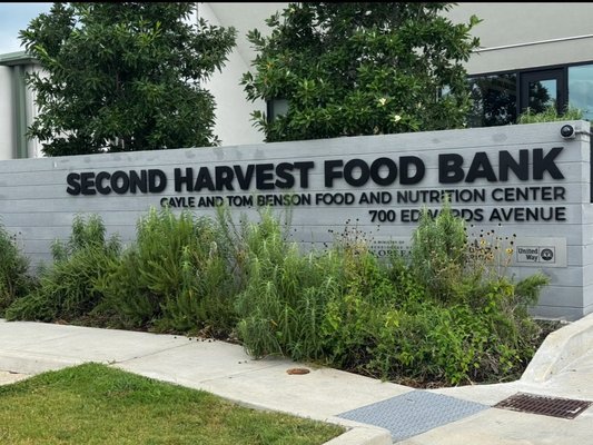 Second Harvest Food Bank by null
