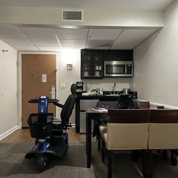 Peacock Suites - Hotels Near Me - Anaheim, California Peacock Suites - Hotels Near Me - Anaheim, California