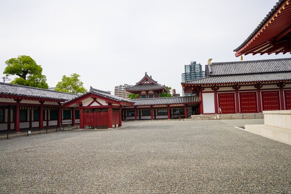 Shitennō-ji by null