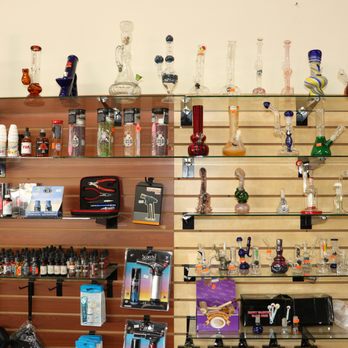 Smokers Pub - Tobacco Shops Near Me - Milwaukee, Wisconsin