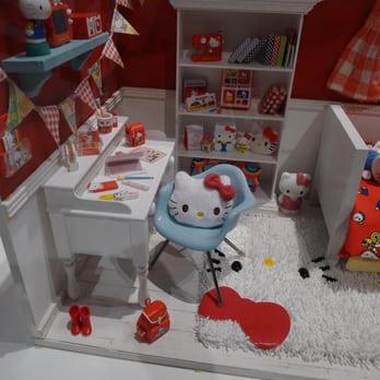 Hello Kitty Con - Festivals Near Me - Los Angeles, California