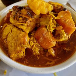 Old San Juan Restaurant - Pollo guisado