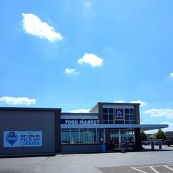 ALDI - Front