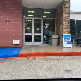 Central YMCA Family Center - Entrance to the Central Arlington YMCA. - Child Care & Day Care Near Me - Arlington, Texas Central YMCA Family Center - Entrance to the Central Arlington YMCA. - Child Care & Day Care Near Me - Arlington, Texas