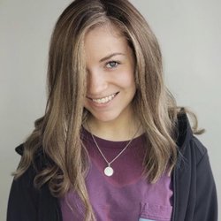 Lucia C Salon