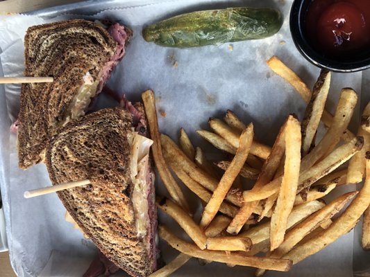 Brass Elk Brewing by null