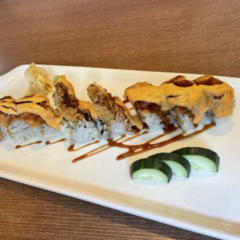 Benjin's Asian Bistro - Yummy Roll - Asian Fusion Near Me - Bristow, Virginia Benjin's Asian Bistro - Yummy Roll - Asian Fusion Near Me - Bristow, Virginia