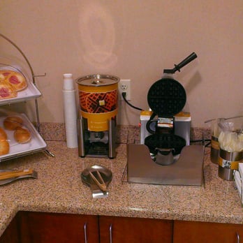 Hampton Inn Gallipolis - Breakfast carbs. Make your own waffles - Hotels Near Me - Gallipolis, Ohio Hampton Inn Gallipolis - Breakfast carbs. Make your own waffles - Hotels Near Me - Gallipolis, Ohio
