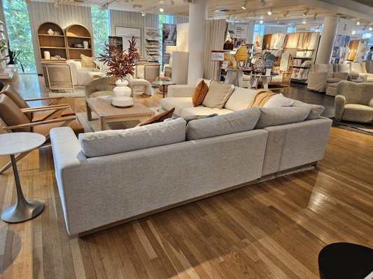 Crate & Barrel by null