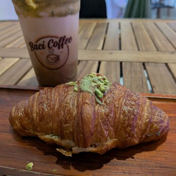 Baci Coffee - Pistachio latte and emerald (pistachio) croissant - Coffee & Tea Near Me - San Diego, California
