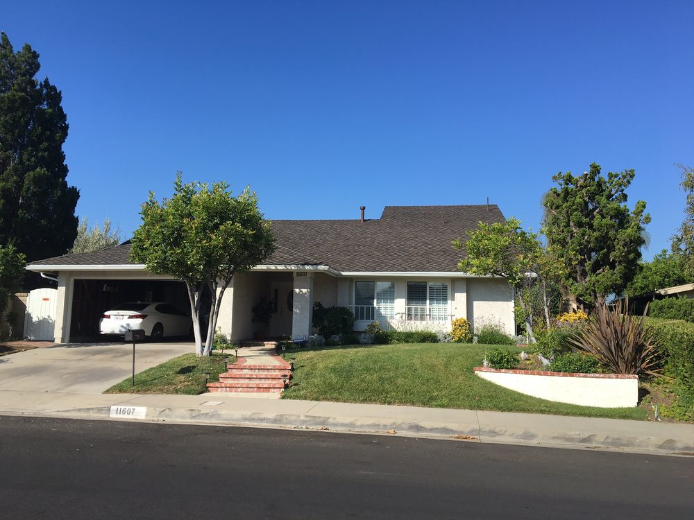 Slide of Daniel Tall Roofing