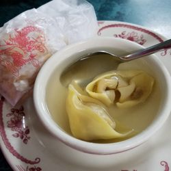 Wonton soup