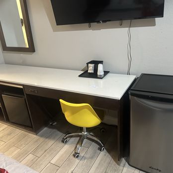 Cabana Inn & Suites - Hotels Near Me - Long Beach, California Cabana Inn & Suites - Hotels Near Me - Long Beach, California