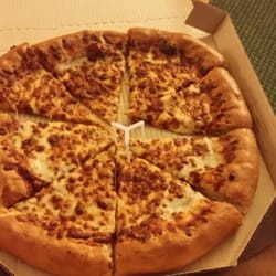 Pizza Hut - This is what my pizza looked like upon delivery! Wtf