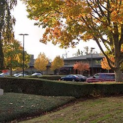 Willamette Valley Cancer Institute and Research Center - Entrance to WVCI