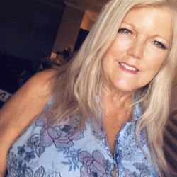 Legally Bronzed - Golden tan after spray tan from Legally Bronzed, in my own home