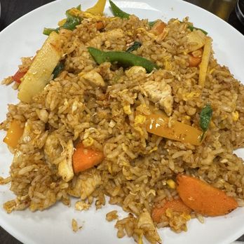 Thai House - Red Curry chicken fried rice - Thai Near Me - Georgetown, Kentucky Thai House - Red Curry chicken fried rice - Thai Near Me - Georgetown, Kentucky