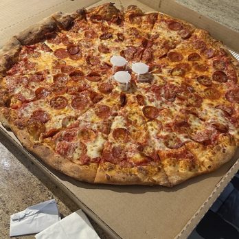 Venezia's Pizza Presto - 24" Pepperoni Party Pizza - Pizza Near Me - Tempe, Arizona Venezia's Pizza Presto - 24" Pepperoni Party Pizza - Pizza Near Me - Tempe, Arizona