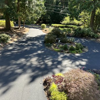 Picasso Paving - Our newly repaved circular driveway - Masonry/Concrete Near Me