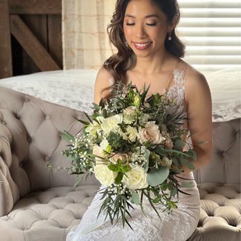 Carmel Floral Design  - Florists Near Me