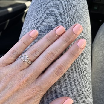 Modern Nails - Gel manicure by Long - Nail Salons Near Me - Santa Barbara, California
