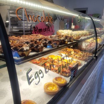 Croffle House - Desserts on display - Bakeries Near Me - Flushing, New York Croffle House - Desserts on display - Bakeries Near Me - Flushing, New York