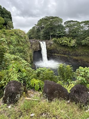 Rainbow Falls by null
