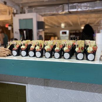 Char Above The Bar - These were such a nice touch for our Yelp elite event! The munchies were perfectly portioned and so yummy! - Caterers Near Me Char Above The Bar - These were such a nice touch for our Yelp elite event! The munchies were perfectly portioned and so yummy! - Caterers Near Me