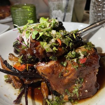 Barbusa - Pollo Arrosto Confit (organic chicken, Sicilian chimichurri, charred heirloom carrots) - Italian Near Me - San Diego, California Barbusa - Pollo Arrosto Confit (organic chicken, Sicilian chimichurri, charred heirloom carrots) - Italian Near Me - San Diego, California