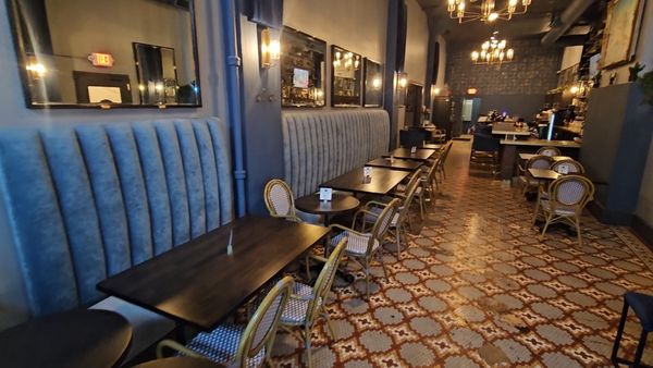 The Metropolitan On Main by null