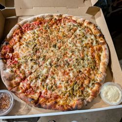 user provided Victor's Pizzeria & Italian Restaurant photo