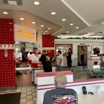 In-N-Out Burger - Inside - Fast Food Near Me - Phoenix, Arizona