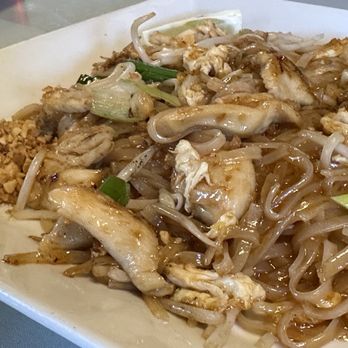 Pad Thai - Chicken Pad Thai - Thai Near Me - Madisonville, Louisiana