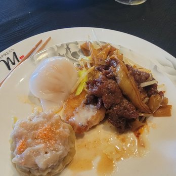 Empress M - A little something of everything! Chow fun, dumplings and crispy Walnut shrimp - Dim Sum Near Me - Napa, California