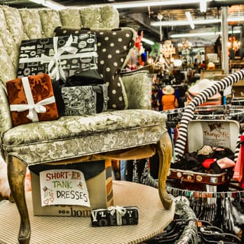 Junkee Clothing Exchange - Used, Vintage & Consignment Near Me - Reno, Nevada