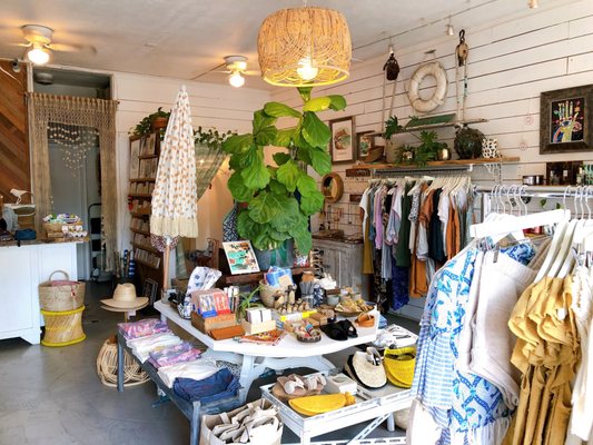 Oliver Men's Shop by null