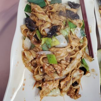 Laoxier noodle house - Stir Fried Hand carved Noodle with Pork Slices - Chinese Near Me - Arcadia, California Laoxier noodle house - Stir Fried Hand carved Noodle with Pork Slices - Chinese Near Me - Arcadia, California