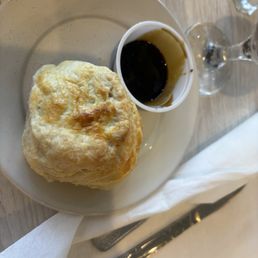Biscuit and jam