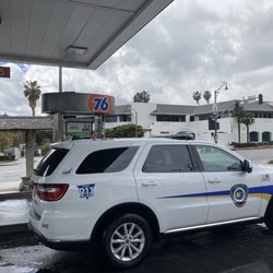 76 Gas Station - 76 Foothill