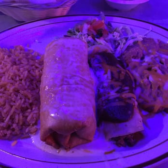 Mariachis - Mini Chicken Chimi & Beef Enchilada. - Mexican Near Me - Belleville, Illinois Mariachis - Mini Chicken Chimi & Beef Enchilada. - Mexican Near Me - Belleville, Illinois