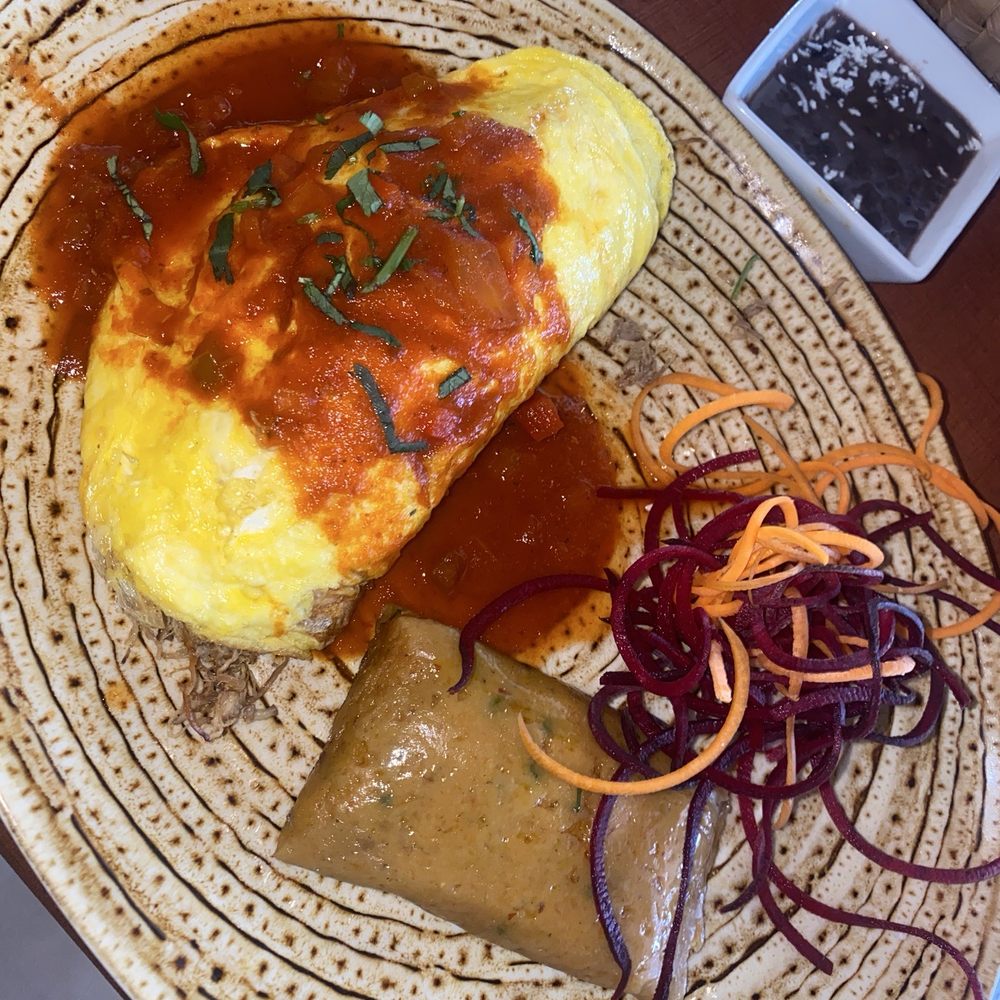Marenca - Machaca d res omelette - Breakfast & Brunch Near Me - Tijuana, BCN